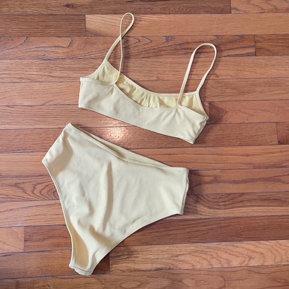 Yellow Ribbed Bikini💥 - Picture 2 of 3